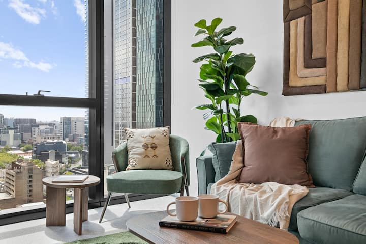 Coast Luxury — listing photograph 4