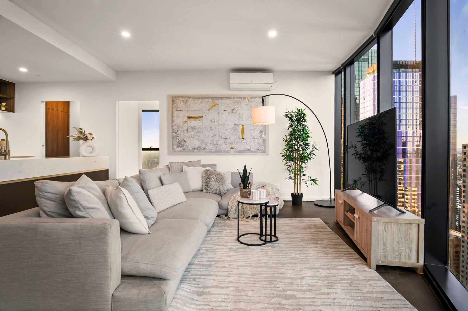 Panorama Skyline — open living space